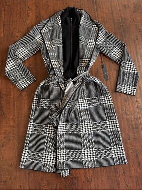 Tahari Black and Gray Textured Open Cardigan